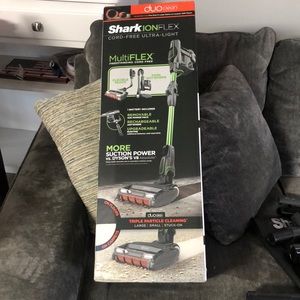 Shark ion flex cord free ultra light.